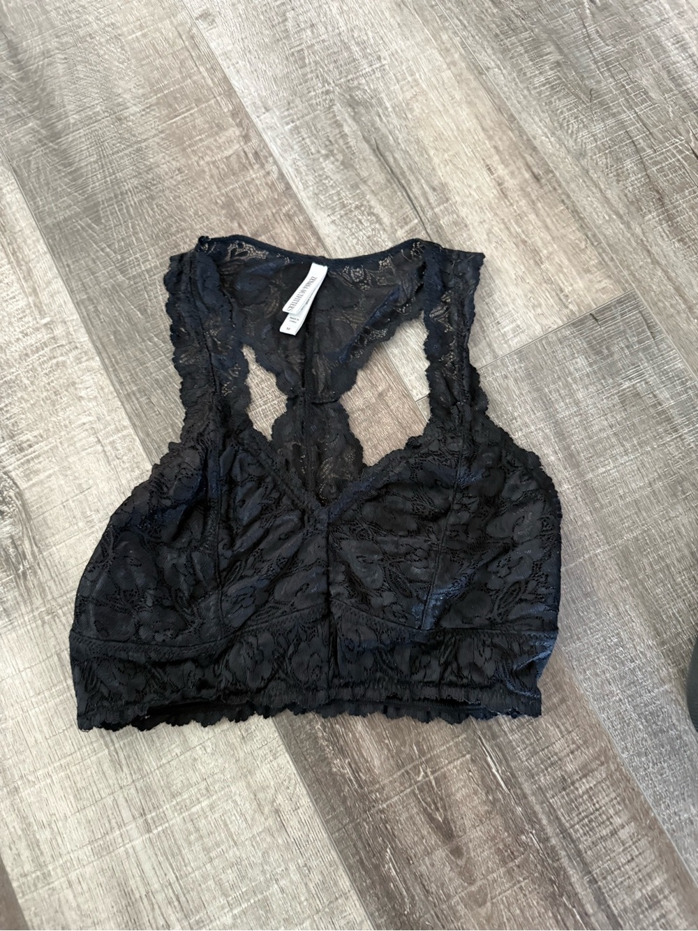 Zenana Outfitters Black Lace Bralette Racerback Floral Stretch Lace Size M
🖤 🖤 🖤